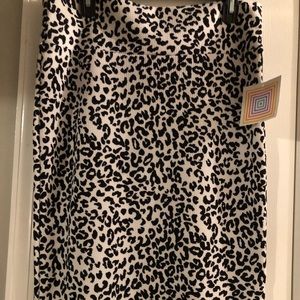 NWT LuLaRoe Cassie